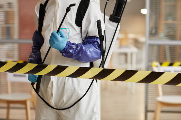 Professional Biohazard technician working in Hartford, IL
